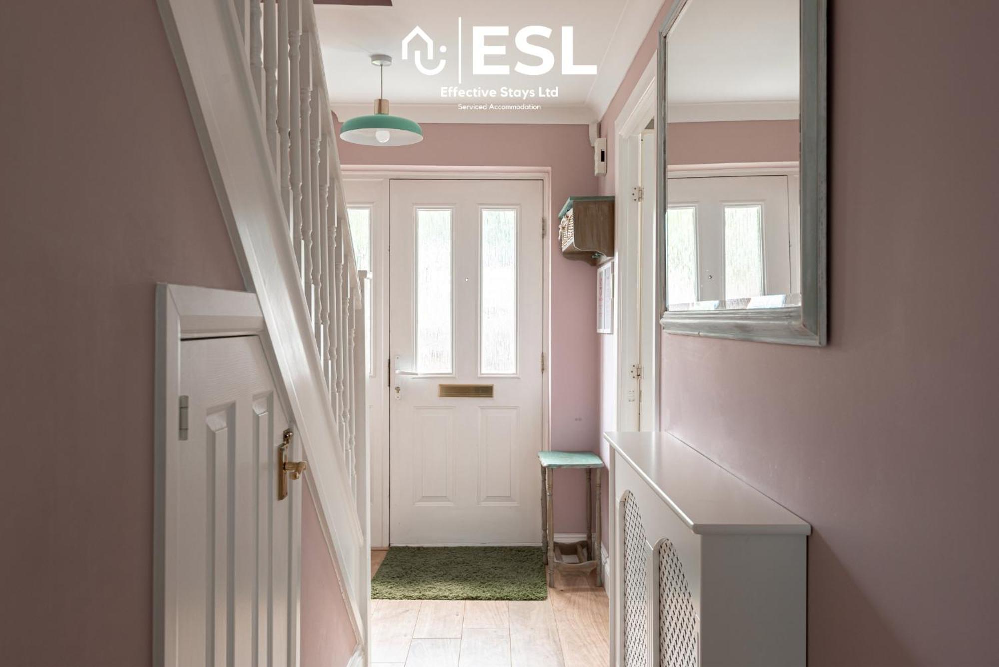 4 Bedroom Townhouse 10Mins Walk From Shrewsbury Town Centre With Parking Exterior foto